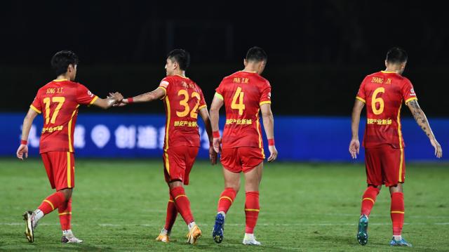 B体育-河北巅峰2年曾花11亿元引援 提前7轮降级刷新纪录